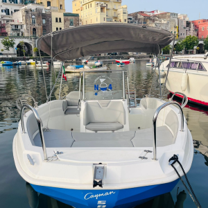 CAYMAN 40 cv (TOUR CAPRI )
